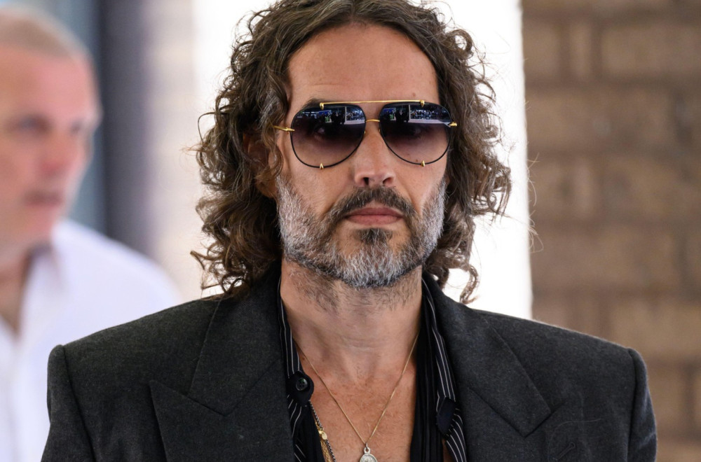 Rasel Brend se pojavio pred sudom u Londonu zbog novih optužbi FOTO