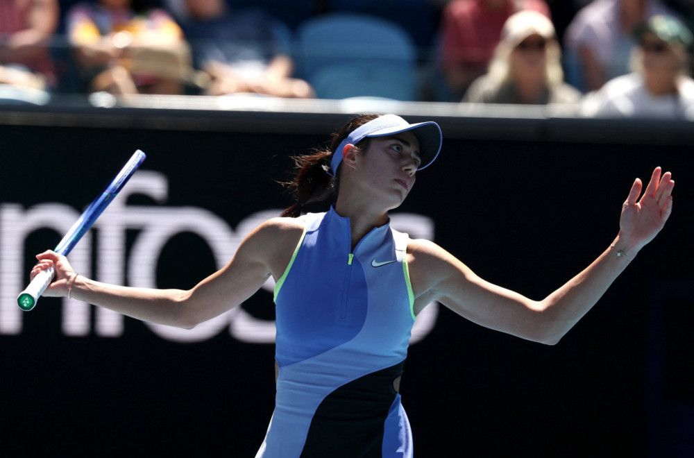 Olga niže greške – ima set i brejk minusa!