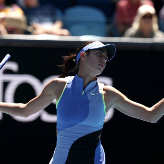 Olga niže greške – ima set i brejk minusa!