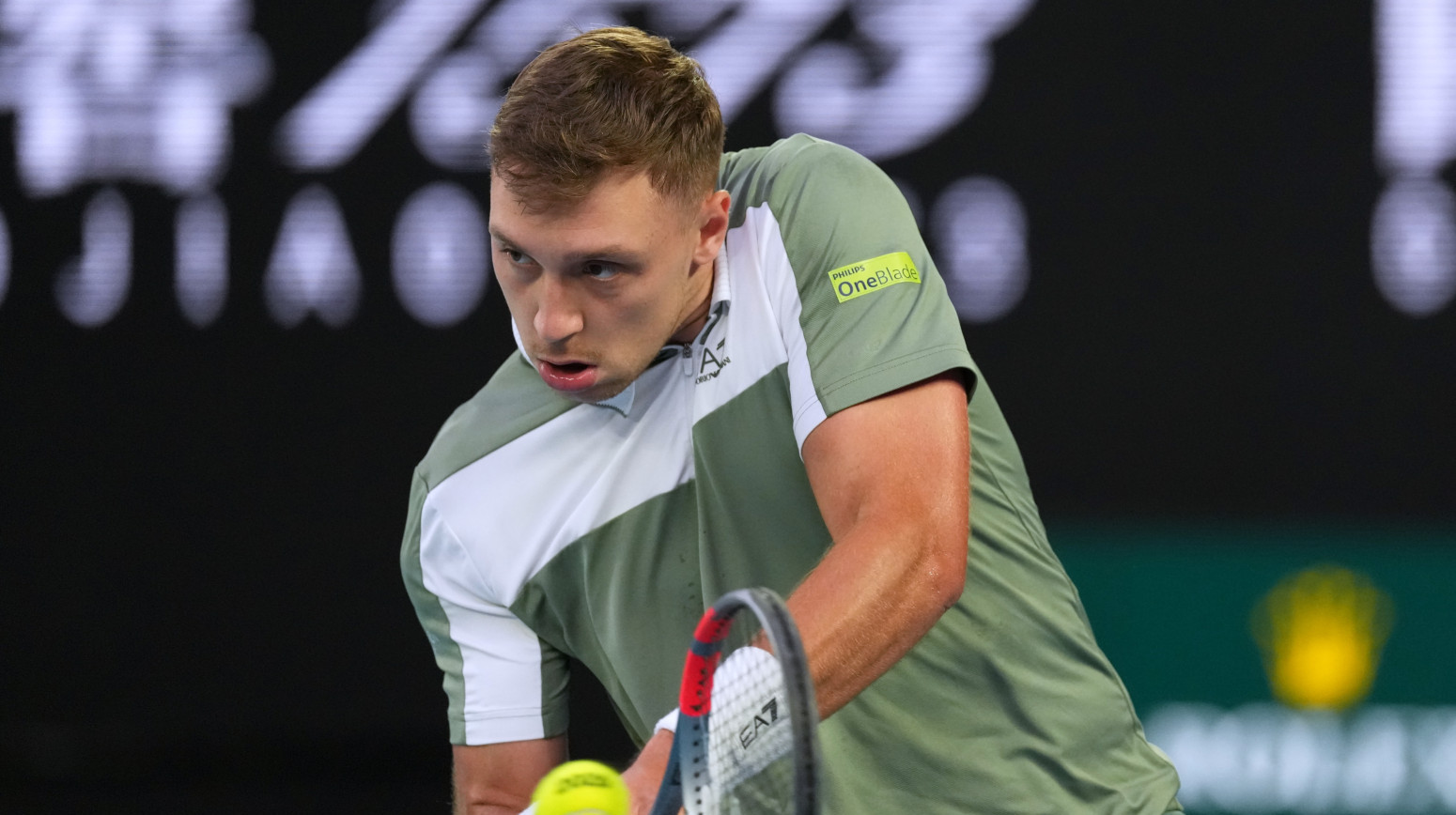 Borba od starta – Međed protiv Demona