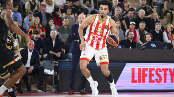 Džordan Nvora se otrovao hranom