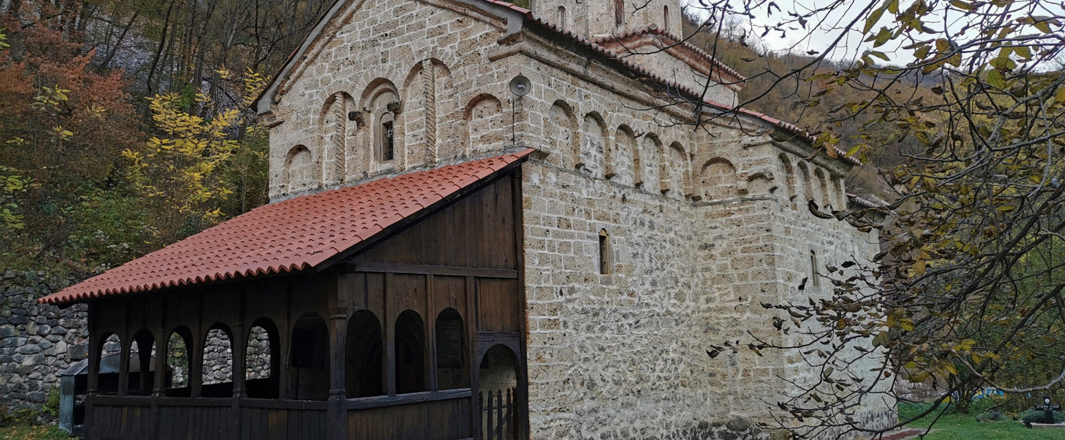 Ovaj srpski manastir prema legendi potiče iz doba Svetog Save: Jedan je od najstarijih u Srbiji FOTO