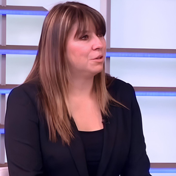 Muškarac istrčao iz auta vičući: "Žena se porađa!" Na Krstovdan se odigrala prava drama VIDEO