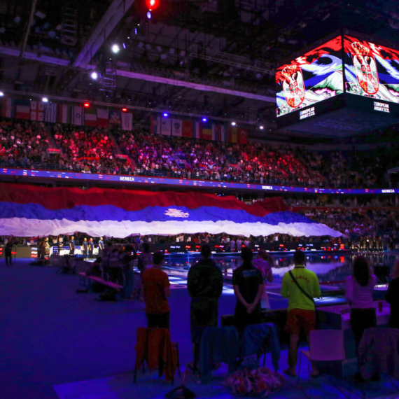 Karte planule – Srbija se pred punom Arenom bori za finale