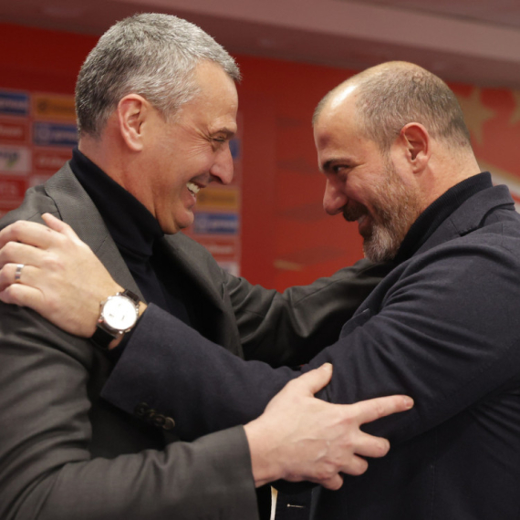 Zvezda ne putuje sama u Švedsku – tu je i najtrofejniji u istoriji