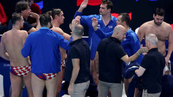 Hrvatski mediji utučeni: "Debakl u Beogradu!; Zakazali kada je najbitnije"