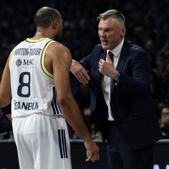 Revolveraški obračun Edvardsa i Horton-Takera – Fener slavio u Bolonji