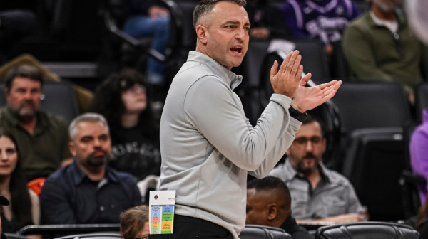 Toronto posle tri godine slavio u Sakramentu