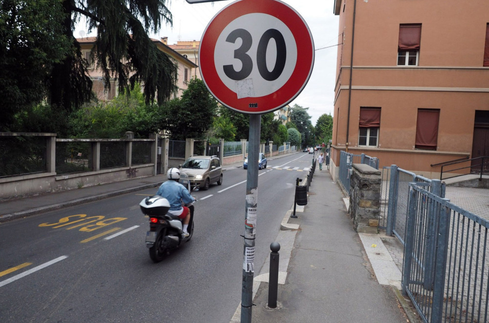 Ograničenje od 30 km/h u centru: Gradonačelnik se svim silama bori za ovu meru