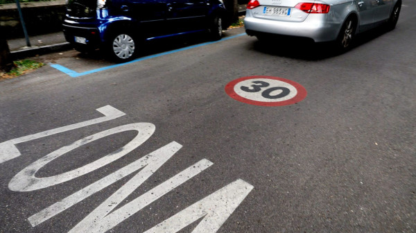 Auto bi mogao sam da odluči koliko brzo smete da vozite: Tehnologija je već tu
