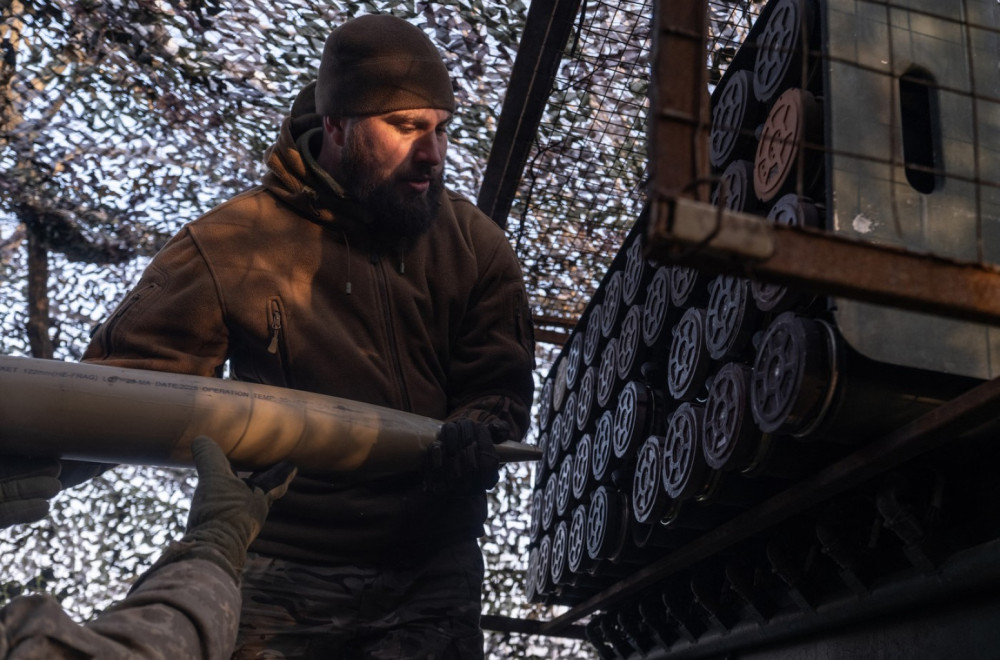 Ukrajina dobila rakete; SAD: Dogovor je blizu – Moskva ćuti; Završen sastanak Tramp – Zelenski VIDEO