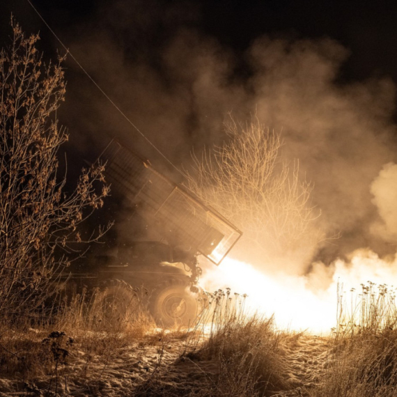 Rusi uništavaju; Poruka za Putina iz Davosa; Sastali se Tramp i Zelenski FOTO/VIDEO