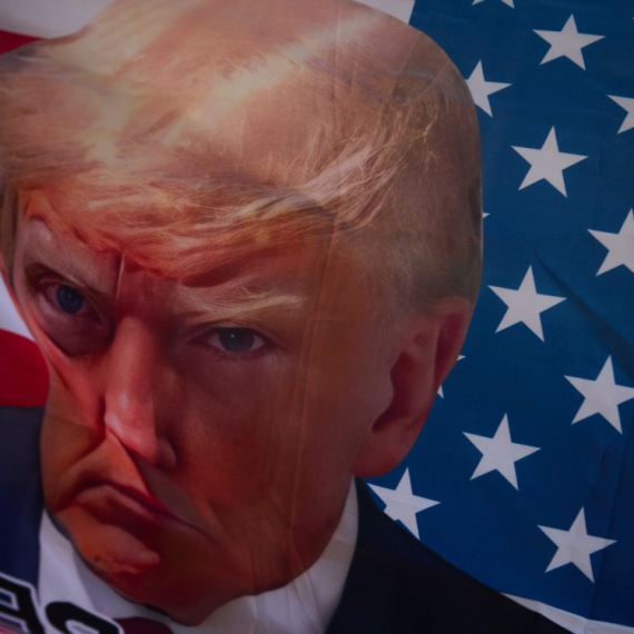 Evropa ismejala Donalda Trampa VIDEO