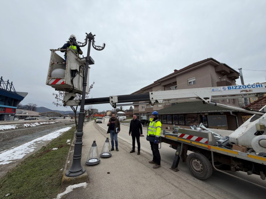 Modernizuje se javna rasveta u centru Gornjeg Milanovca: Projekat vredan preko 125 miliona dinara