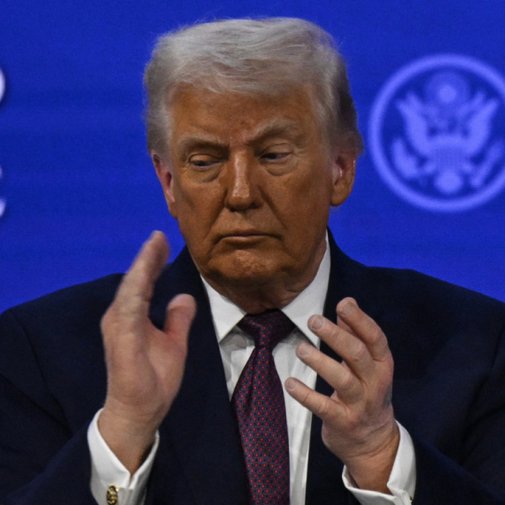 Tramp: Što se tiče Grenlanda, možemo da radimo šta god želimo VIDEO