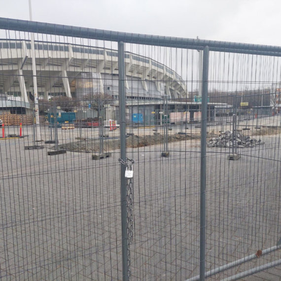 Pod katanacem: Traži se Zlatan – ostala samo rupa