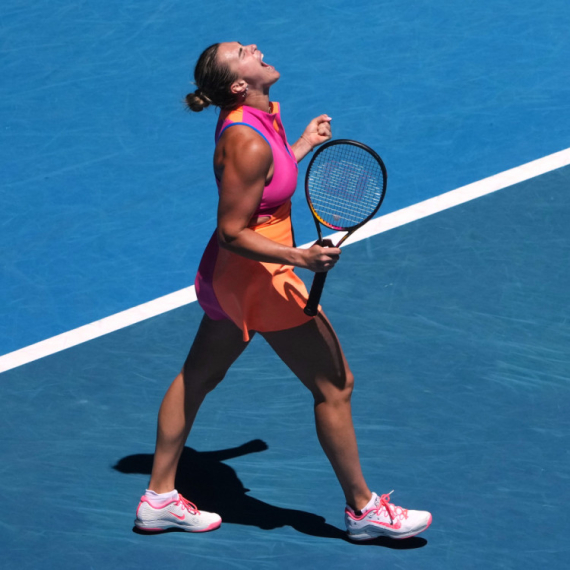 Mučna pobeda Sabalenke – sledi kanadska zvezda u usponu