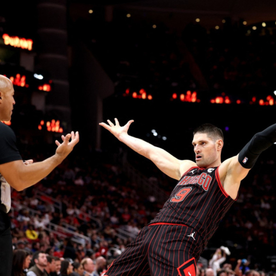 Vučević ostaje u Bulsima, pa na leto sam bira novi klub