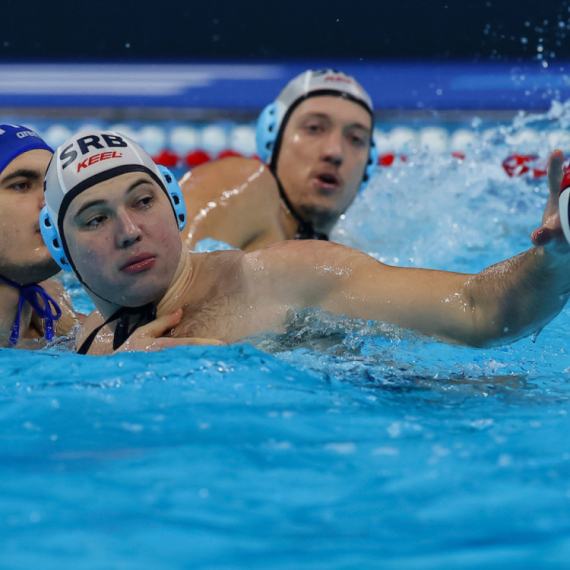 Srbija vodi u Areni – Mandić, pa Jakšić!