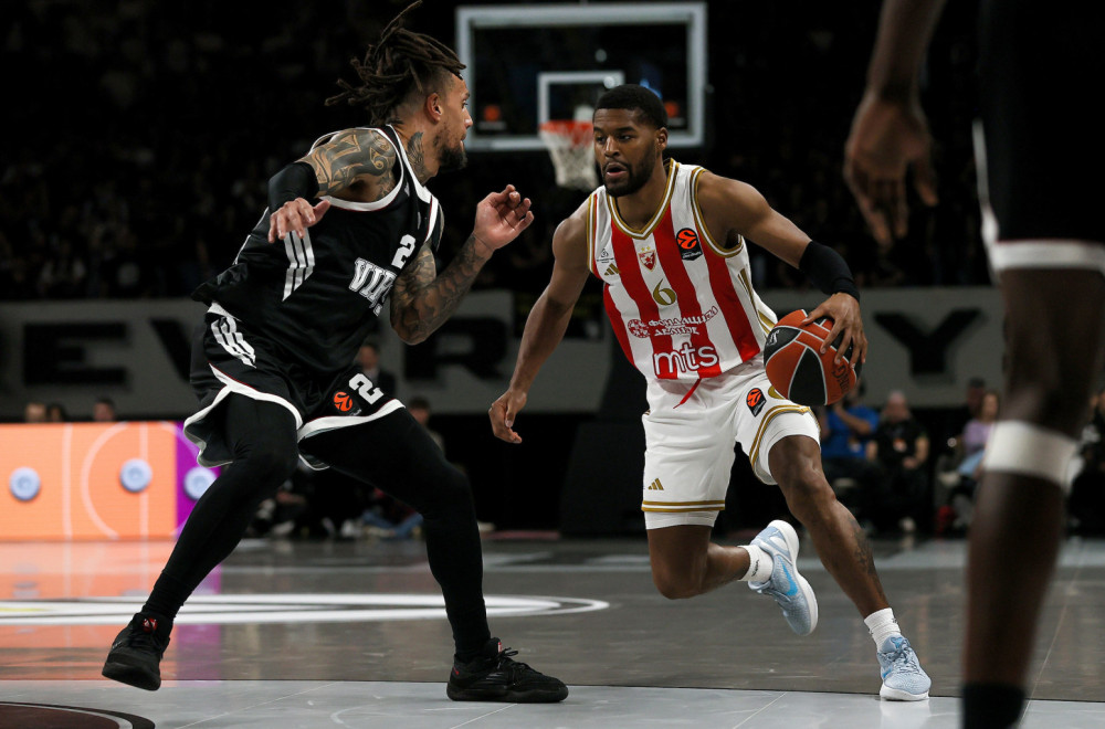 Zvezda vodi na poluvremenu