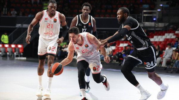 Partizan "izbrisao" -27, Hapoel ugasio nadu