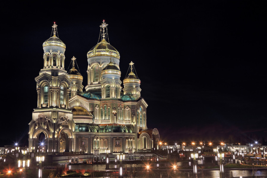 Turisti se vraćaju u Rusiju: Haski, sneg i – tenkovi FOTO/VIDEO
