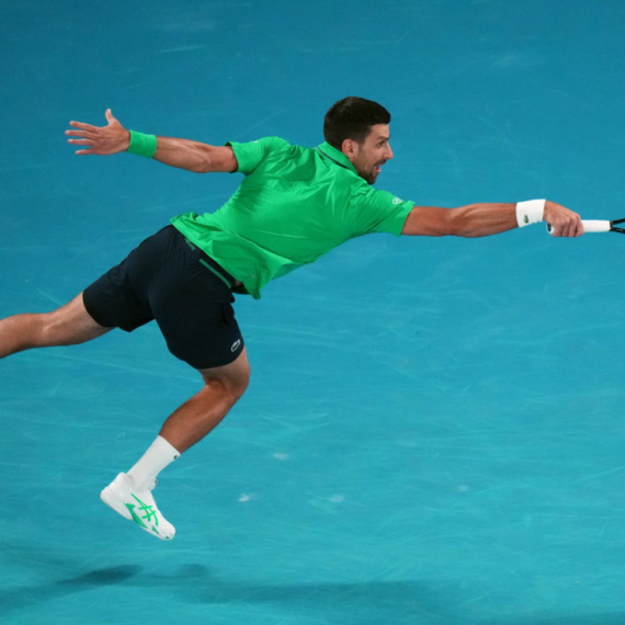 Đoković vanserijskim poenom napravio brejk!