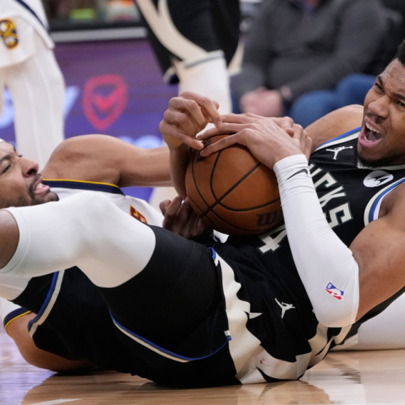 Adetokumbo: "Teško je..."