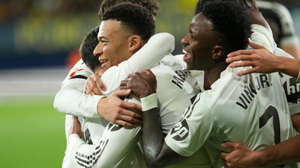 Mbape "panenku" posvetio Brahimu Dijasu VIDEO