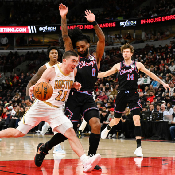 Veliki doprinos Vučevića – Čikago u poslednjoj sekundi srušio Boston VIDEO