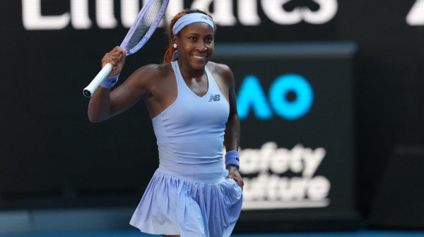 Koko Gof se namučila za četvrtfinale AO