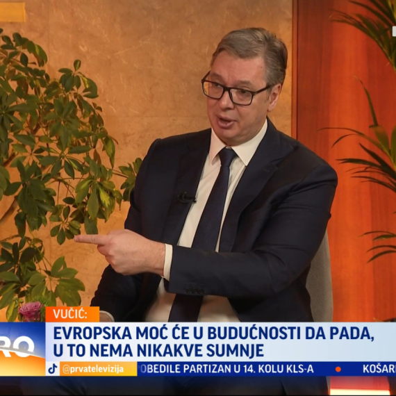 Vučić poručio ministrima: Ljudi, posvetite se poslu; Odgovorite mi na pitanja koja vam postavljam godinu dana