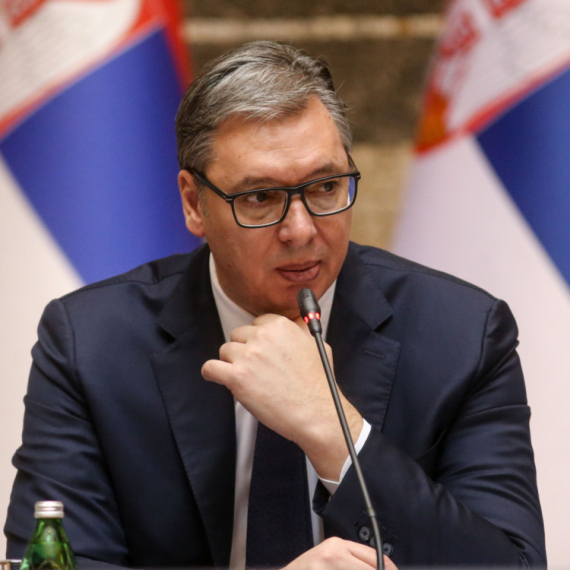 Vučić oštro kritikovao ministre: Posvetite se obrazovanju i nauci; Nemojte da spavate VIDEO