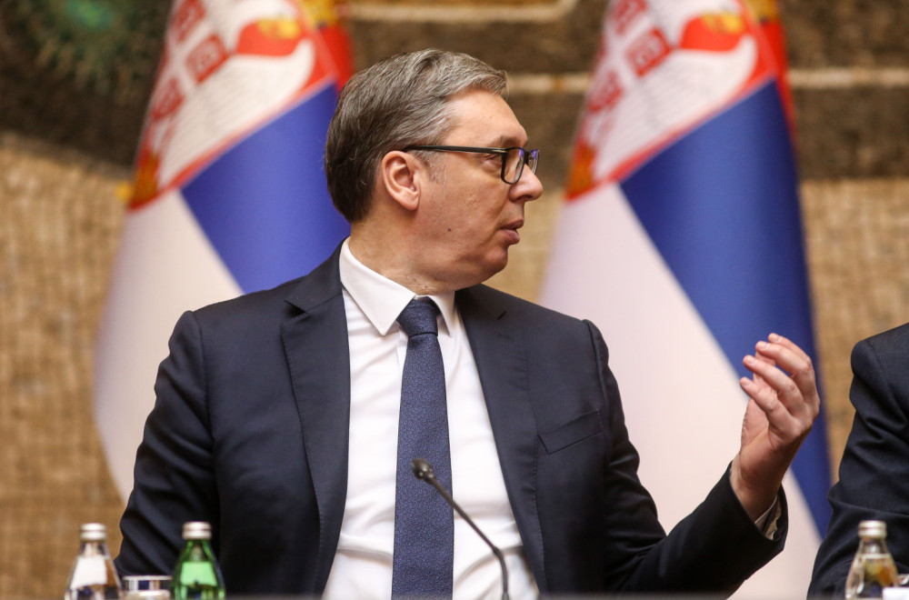 Vučić: Milion prijava stiglo za legalizaciju; Promenite zakon da bi u februaru dobili rešenja