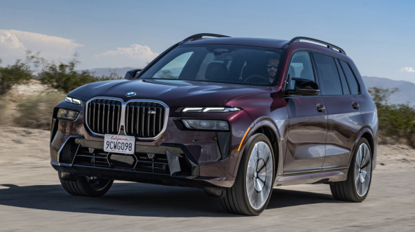 Američkim dilerima više nije dovoljan BMW X7: Stiže još veći SUV?