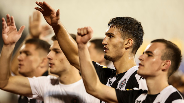 Partizanova ispomoć "košta" – CSKA želi da odvede pola odbrane