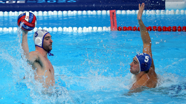 Grci nastavljaju da melju – Italijani sve gori i gori