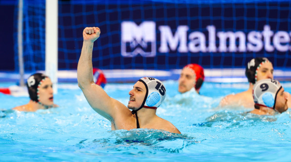 Poluvreme velikog finala: Srbija i Mađarska u tvrdom egalu!