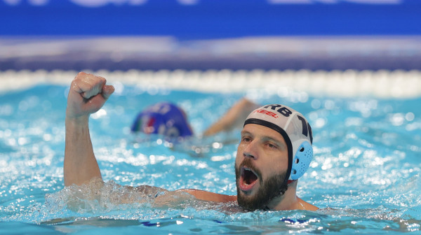 Zlatni poklon za Dedovića: "Odbrana osvaja trofeje! Ne pamtim da sam imao više ljudi na rođendanu"