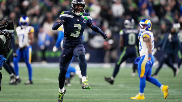 Zakazan spektakl: Sijetl sprema osvetu