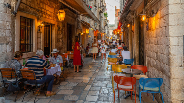 Viralni snimak iz Dubrovnika: "U Americi nešto radimo pogrešno" VIDEO