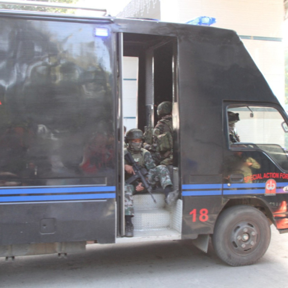 Pokušan atentat na gradonačelnika; Gađan je protivtenkovskom granatom VIDEO