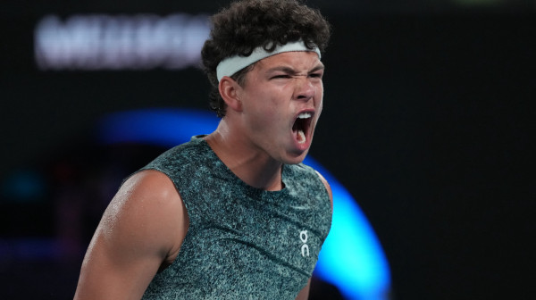 Šelton "izudarao" Ruda – sada izaziva Sinera