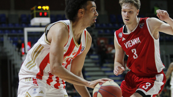 Zvezda dominira u reketu – vratio se Jago!