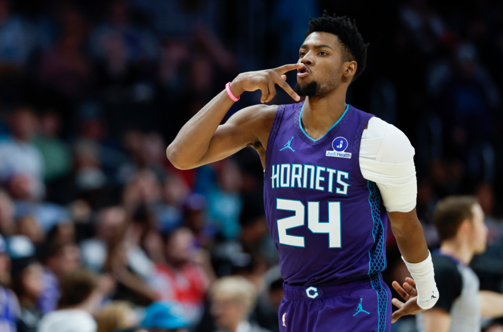 Šarlot osramotio Filadelfiju – briljirao Miler! VIDEO