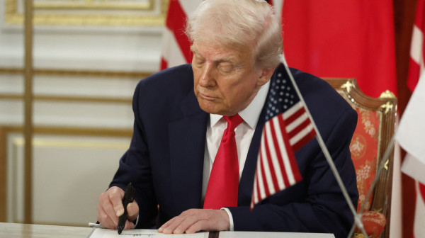 Trampova administracija planira da koristi AI za pisanje zakona