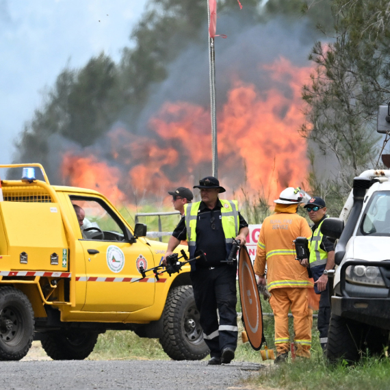 Uništene kuće, vatra progutala šumu; Naložena hitna evakuacija FOTO