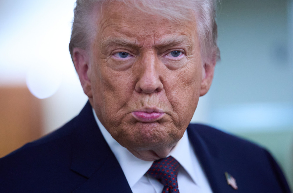 "Ako budete jeli iz Trampove ruke..."