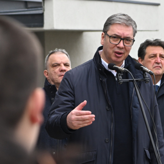 Vučić: Narednih dana razgovor o "Petoletki", moramo da pronađemo dugoročno rešenje