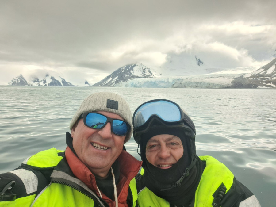 Popio sam vodu iz glečera, pravi eliksir: Naučnik duže od meseca na Antarktiku FOTO